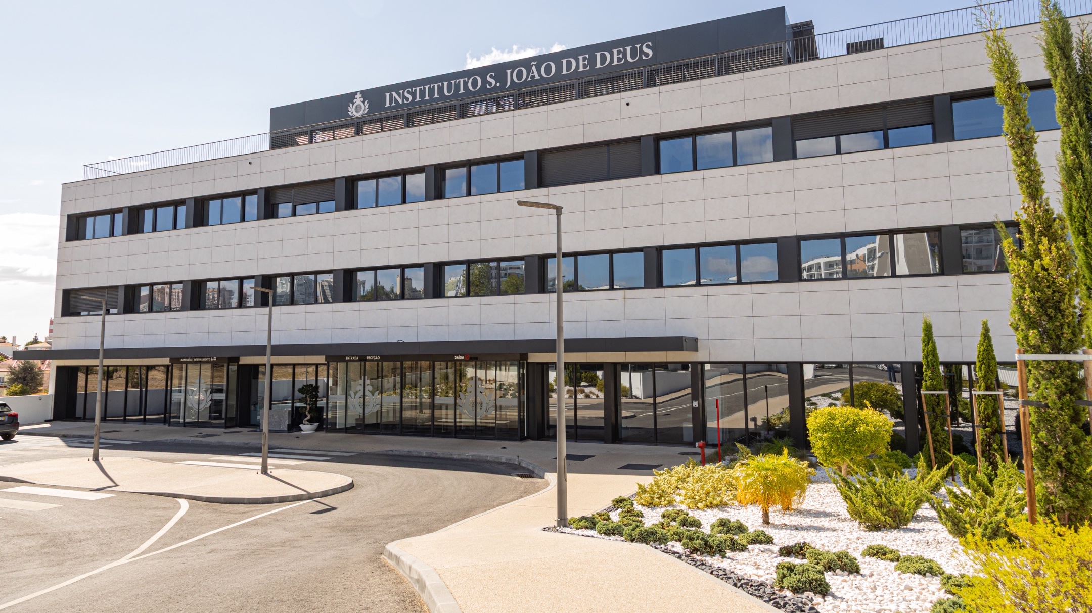 Instituto S. João de Deus – Carnaxide | Edifício